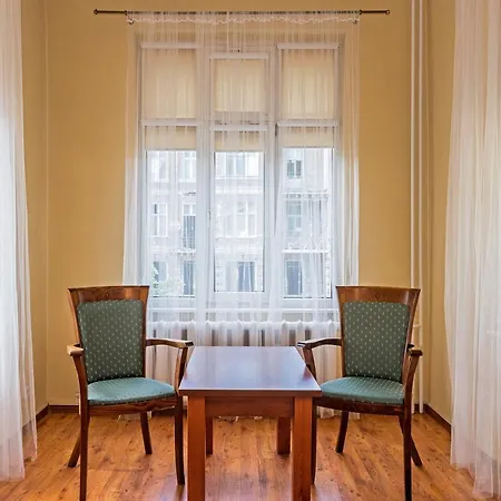 Hostal Sztukateria Dom Pracy Twórczej