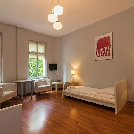Sztukateria Dom Pracy Twórczej Hostal Szczecin